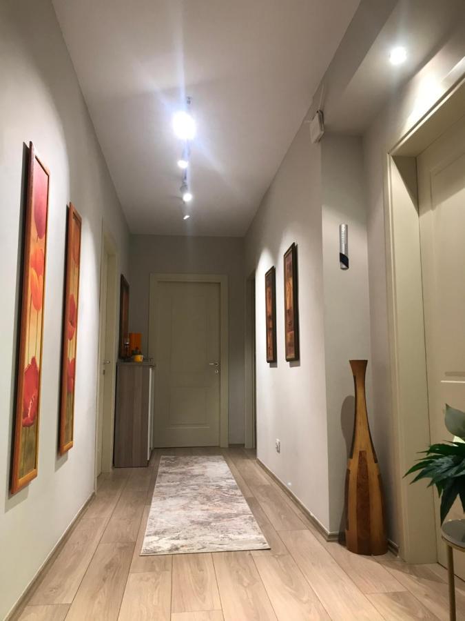 Home Away From Home Apartment Durrës Eksteriør bilde
