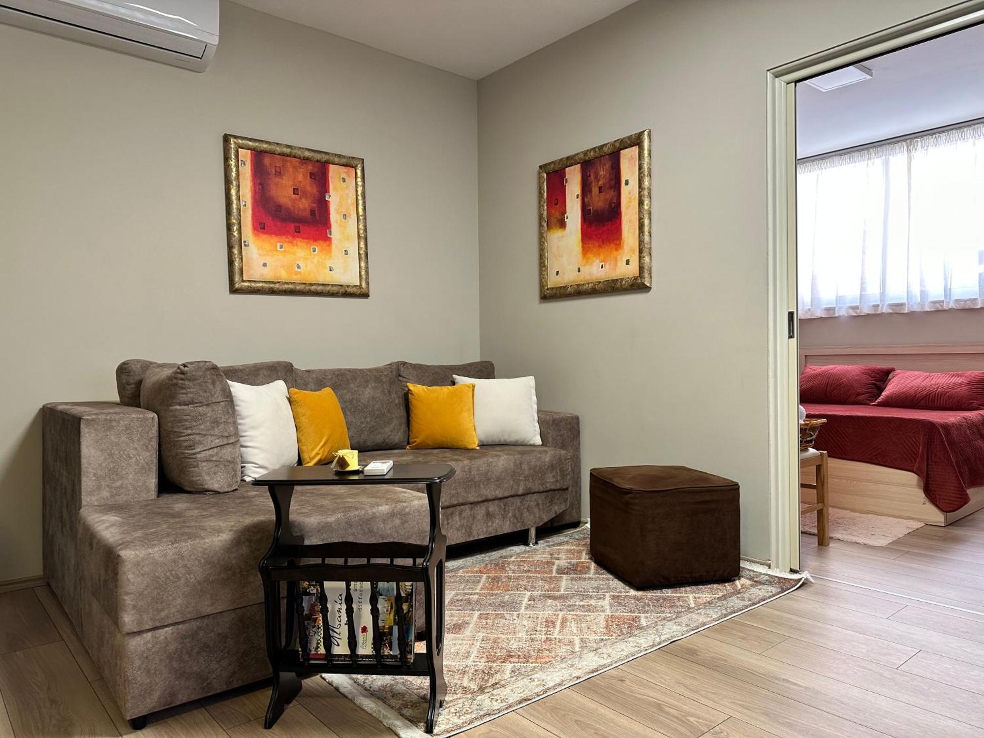 Home Away From Home Apartment Durrës Eksteriør bilde
