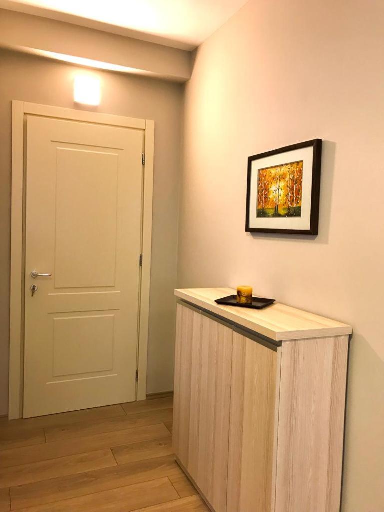 Home Away From Home Apartment Durrës Eksteriør bilde